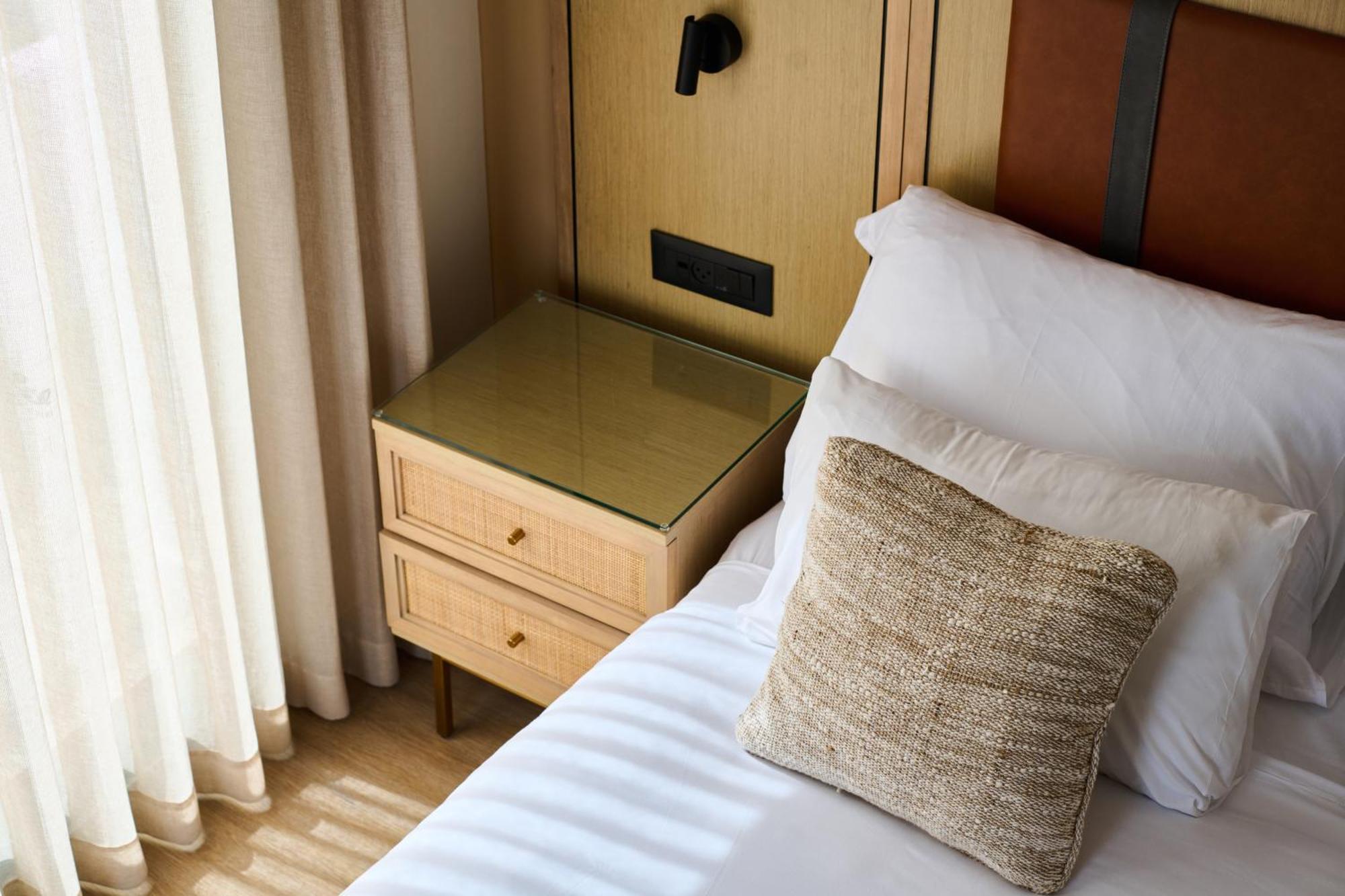 Neve By Atlas Hotel 4*
